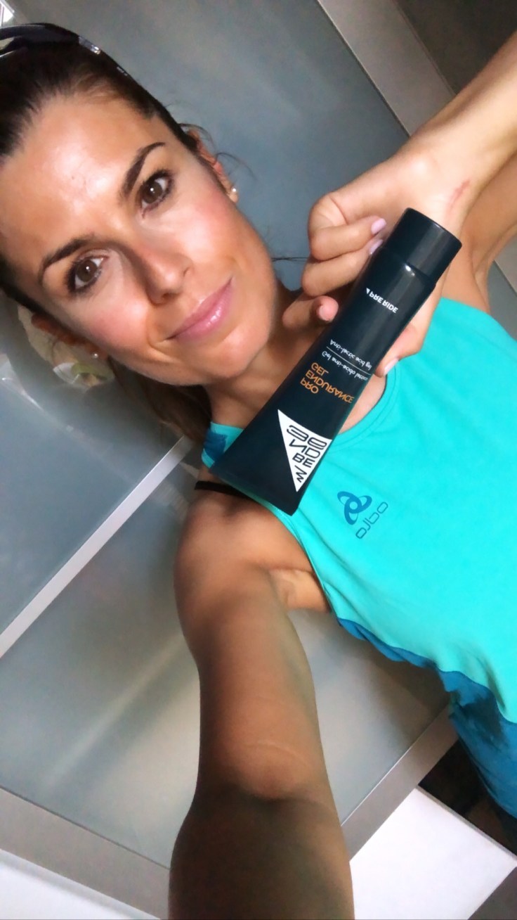 1B01AFE3-C5F5-4E59-A373-A04772CE6365